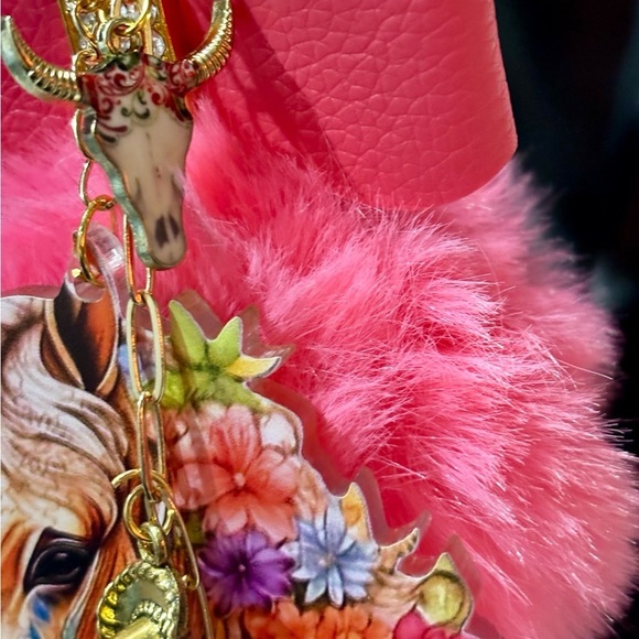 Pink and Gold bag charm with a western style horse Bow and Pom-Pom Charm - Picture 5 of 6